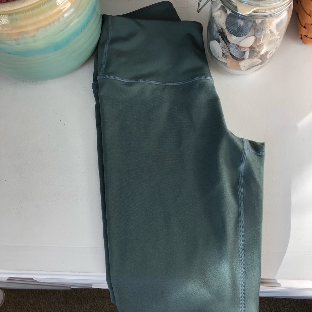ZELLA LEGGINGS ;